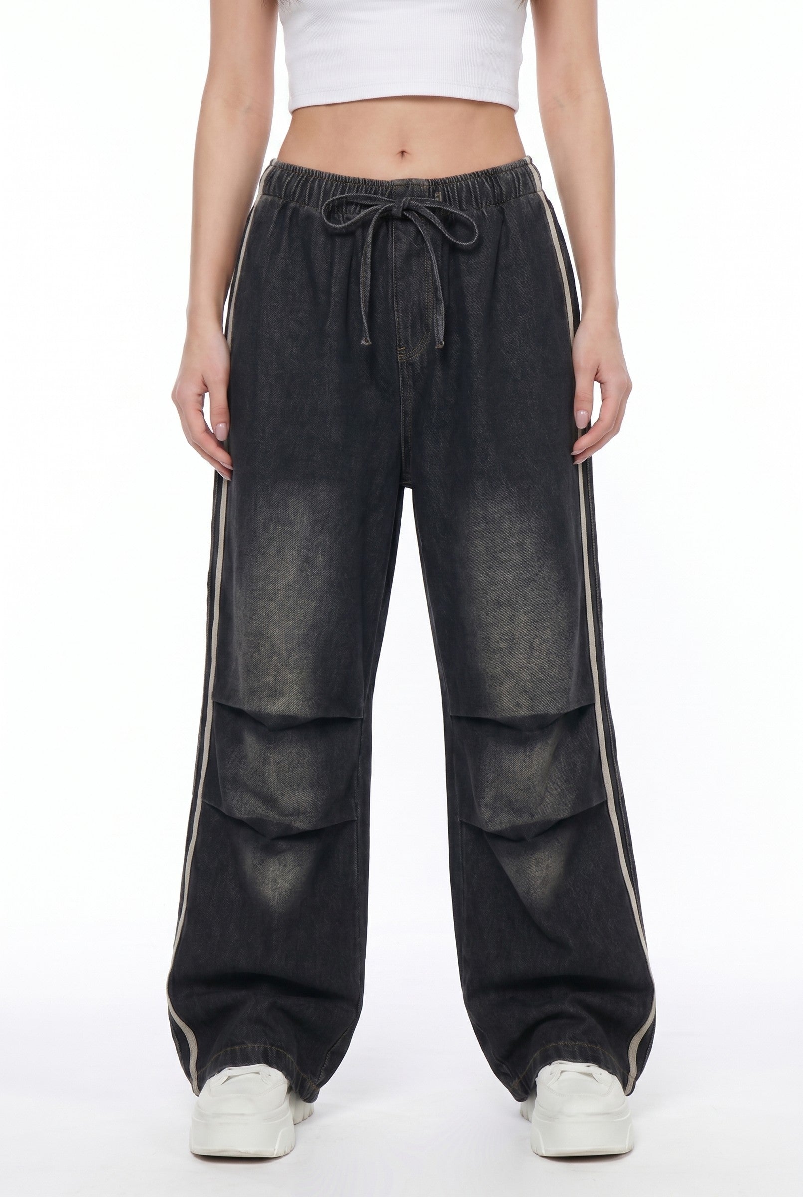 Women's Vintage Wide Leg Track Balloon Jeans | Wren & Co.