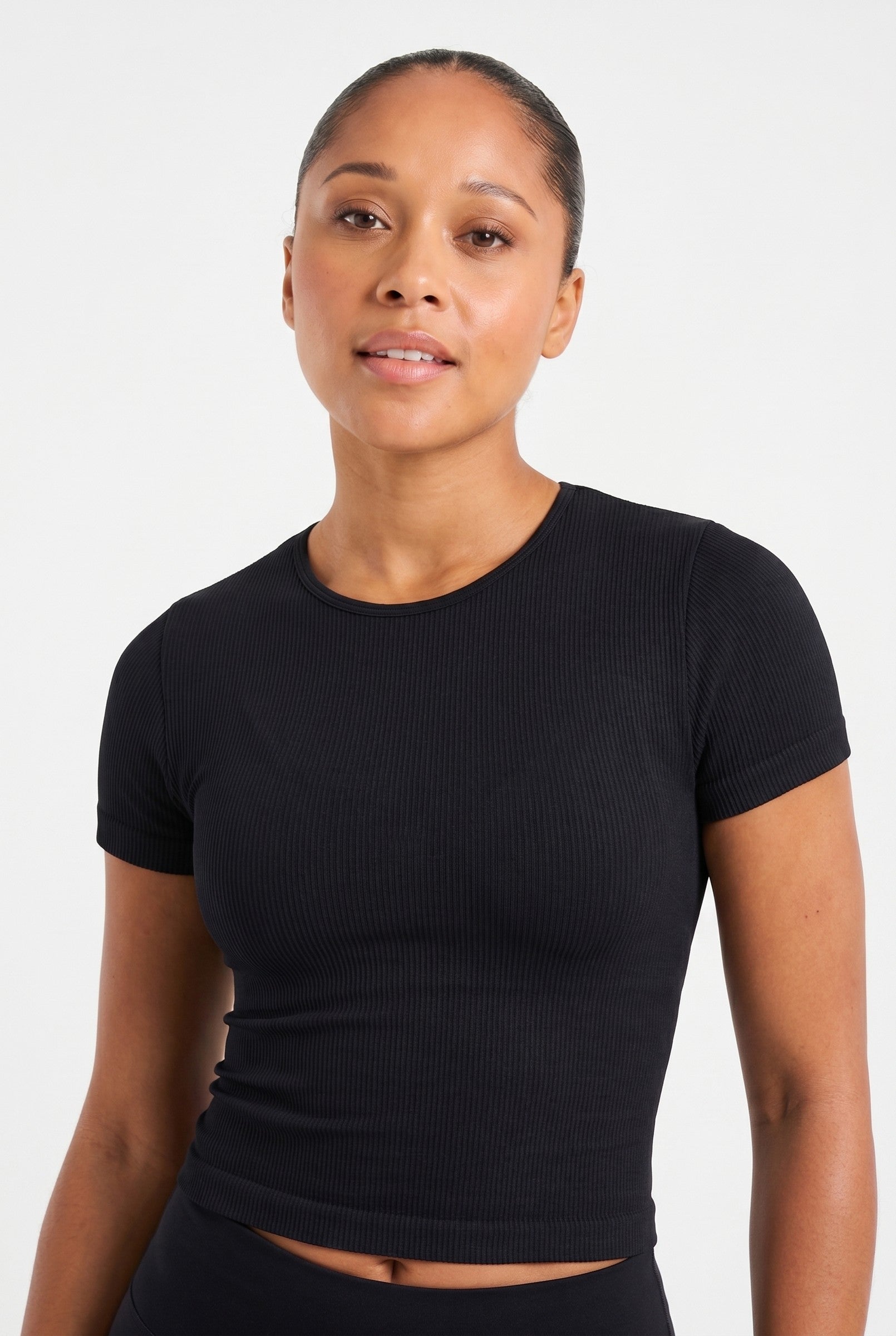 Women's Breezy Sculpt Fitted T-Shirt | Wren & Co.