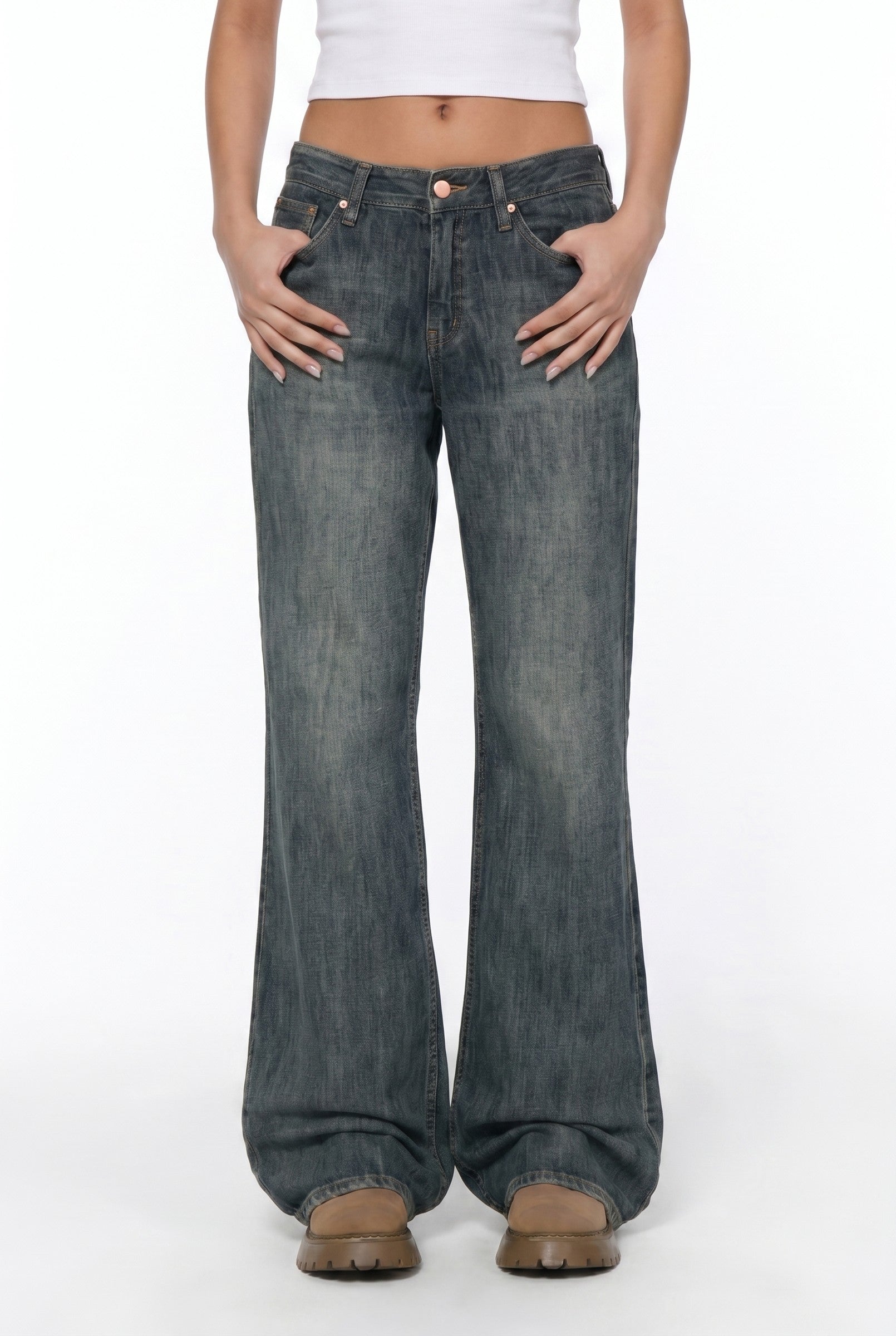 Women's Relaxed Vintage Washed Bootcut Jeans | Wren & Co.